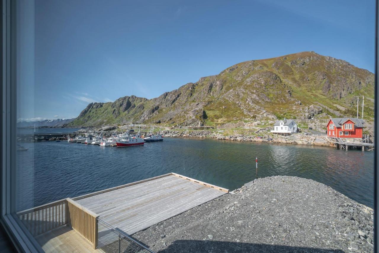 Seafront New Cabin In Lofoten Болстад Екстериор снимка