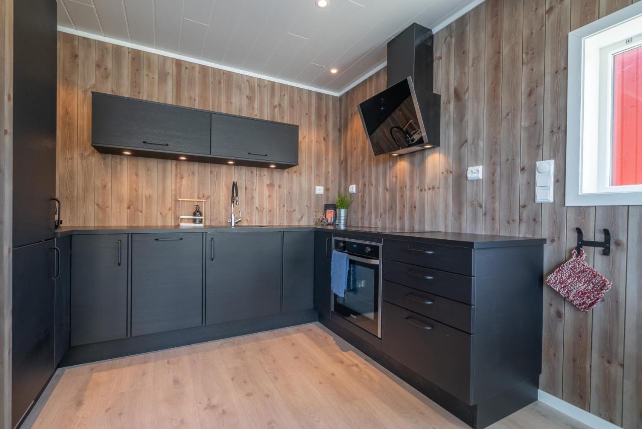 Seafront New Cabin In Lofoten Болстад Екстериор снимка