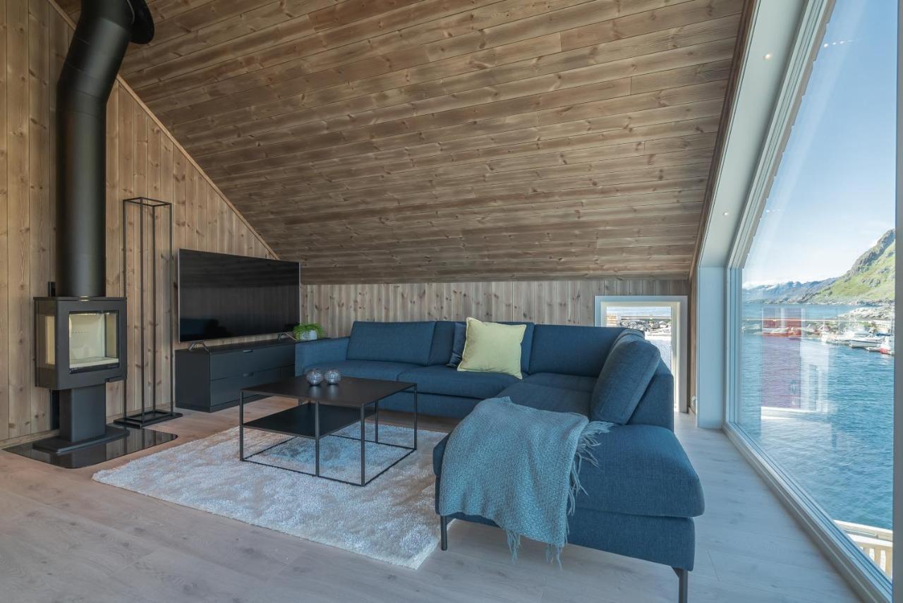 Seafront New Cabin In Lofoten Болстад Екстериор снимка