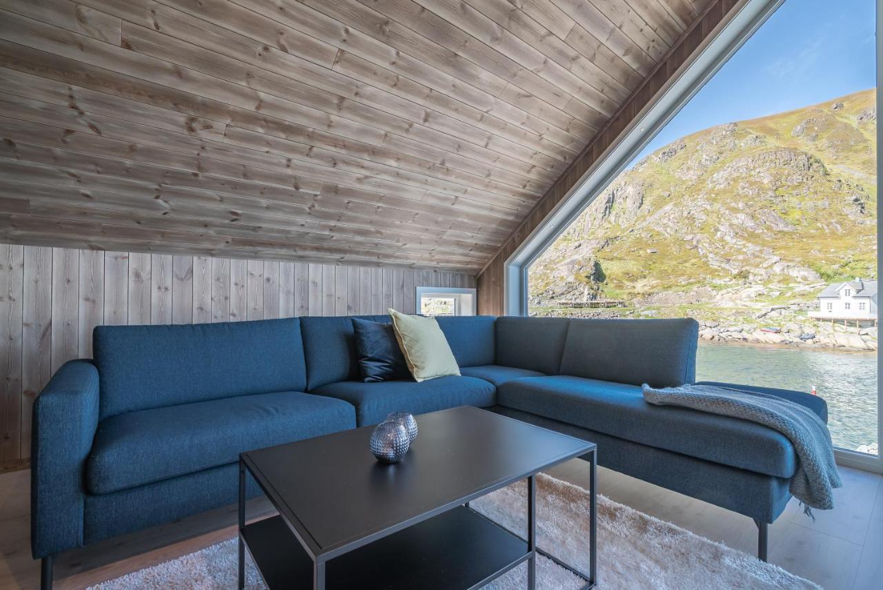 Seafront New Cabin In Lofoten Болстад Екстериор снимка
